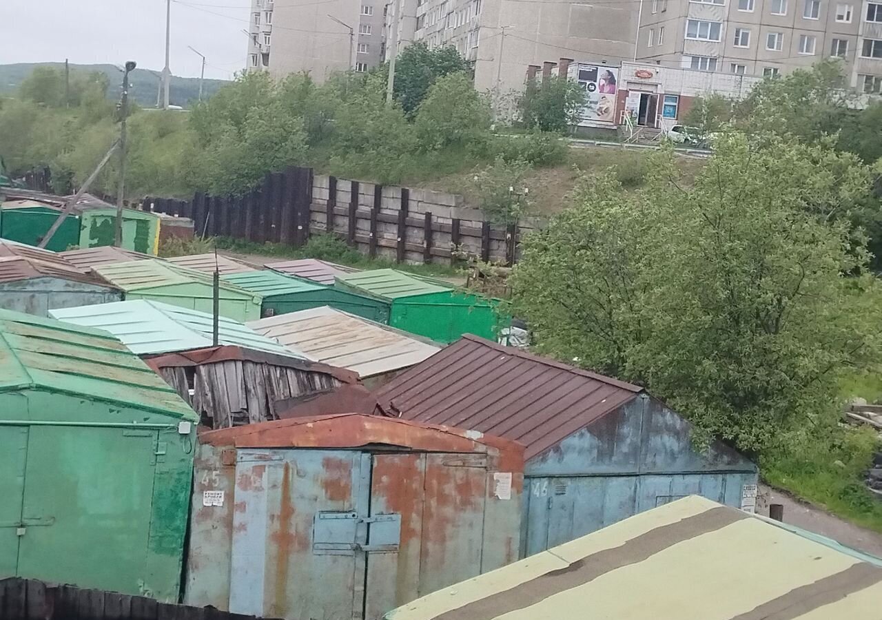 машиноместо г Мурманск р-н Первомайский 303-й мкр-н фото 1