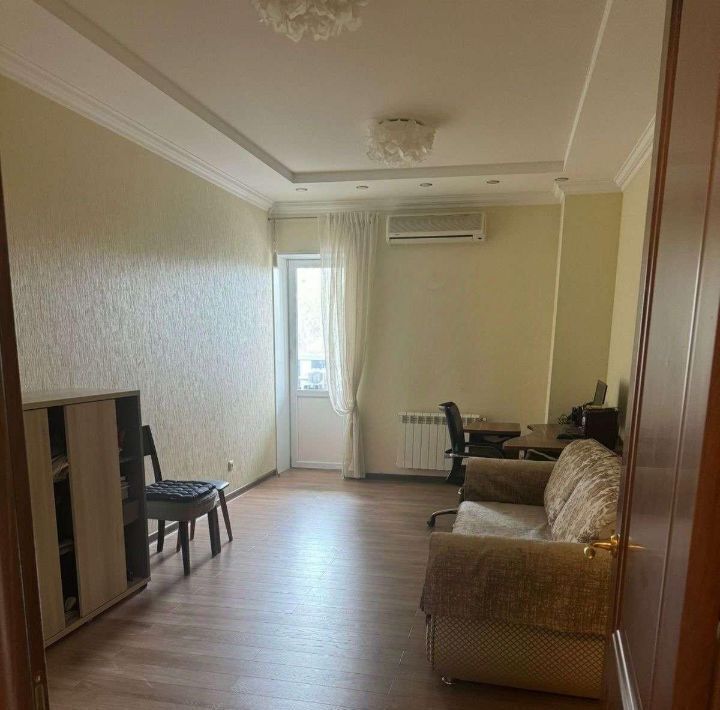 квартира г Тольятти р-н Центральный 11-й кв-л фото 12