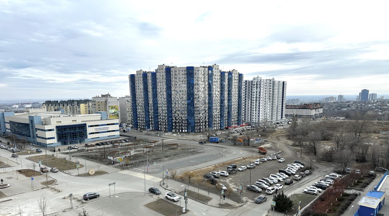 квартира г Волгоград р-н Дзержинский ул 8-й Воздушной Армии 9а фото 14
