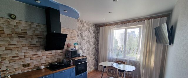 г Петергоф р-н Петродворцовый ул Парковая 16к/2 фото