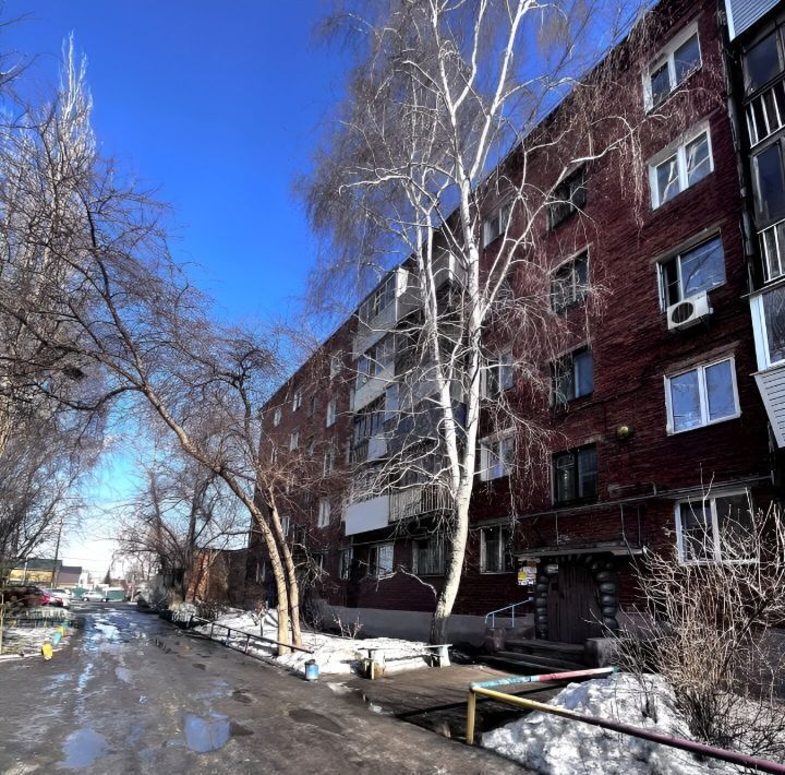 квартира г Омск р-н Центральный ул 4-я Челюскинцев 97 пос. Амурский фото 16