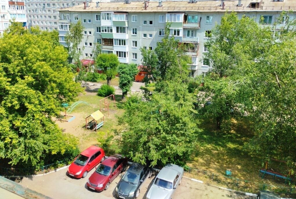 квартира г Омск ул Рокоссовского 16к/4 фото 12