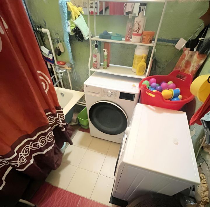 комната г Омск п Чкаловский р-н Октябрьский ул Пархоменко 6 фото 10