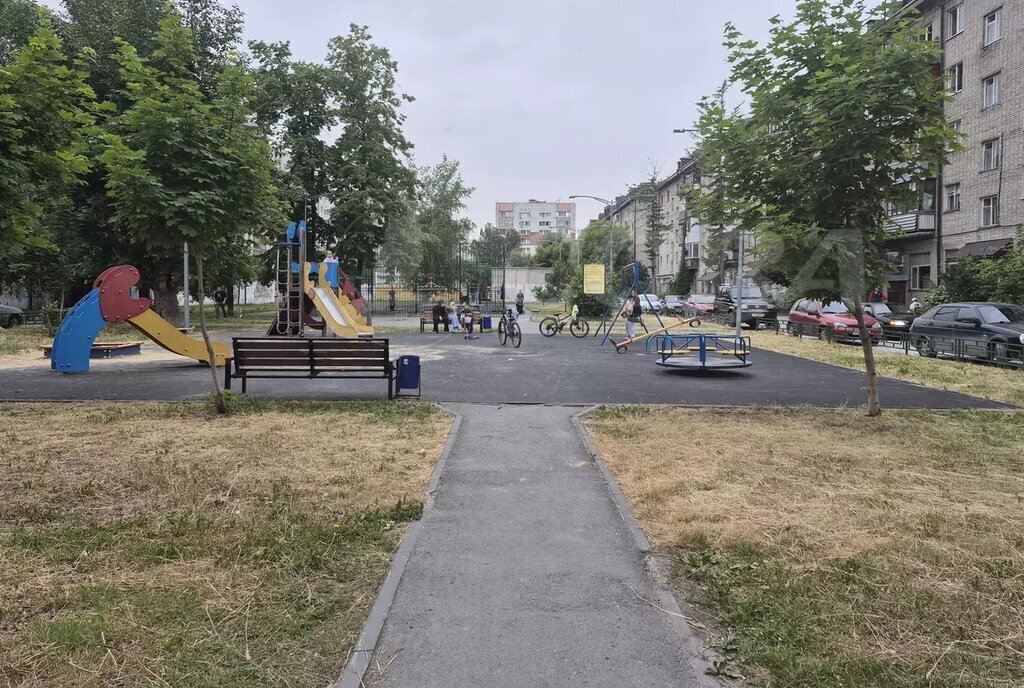 квартира г Тюмень ул Ямская 71а фото 2