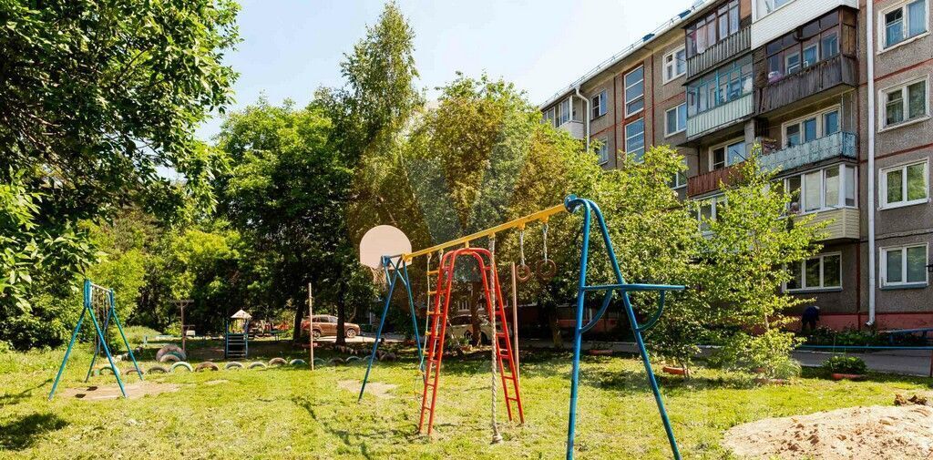квартира г Омск р-н Центральный ул 21-я Амурская 28в Центральный АО фото 18