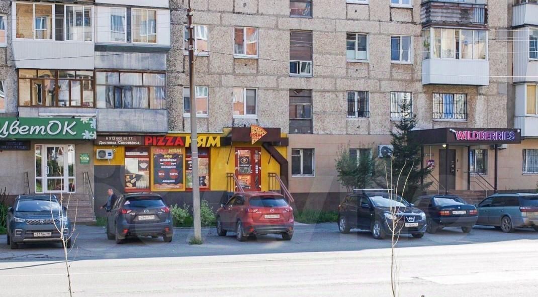 торговое помещение г Верхняя Пышма ул Уральских рабочих 41 фото 2