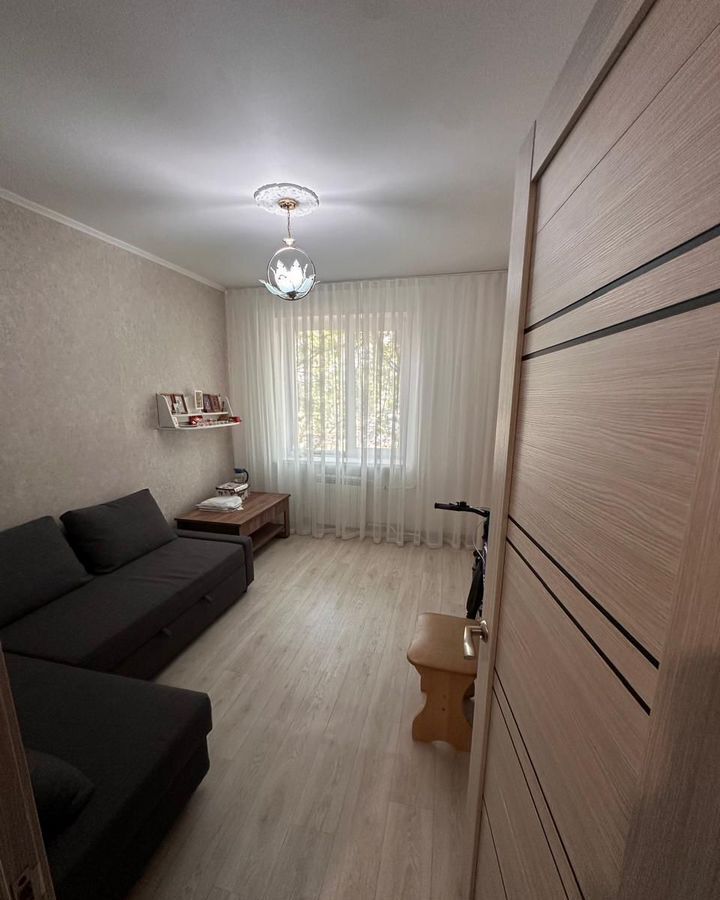 квартира г Элиста ул Ю.Клыкова 92 фото 4