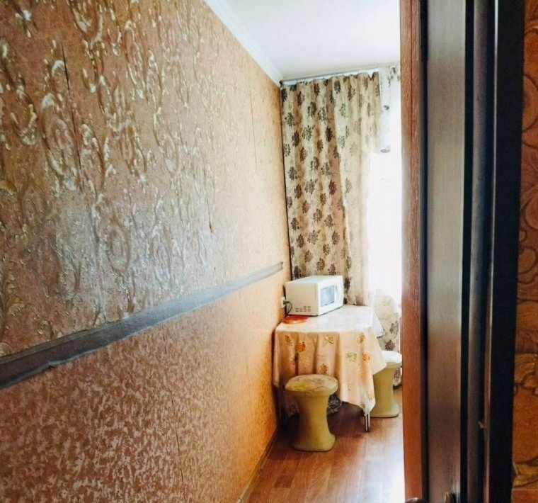 квартира г Барнаул р-н Октябрьский ул Чеглецова 20 фото 5
