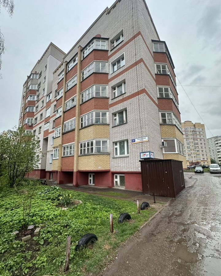 офис г Киров р-н Ленинский ул Солнечная 37 фото 1