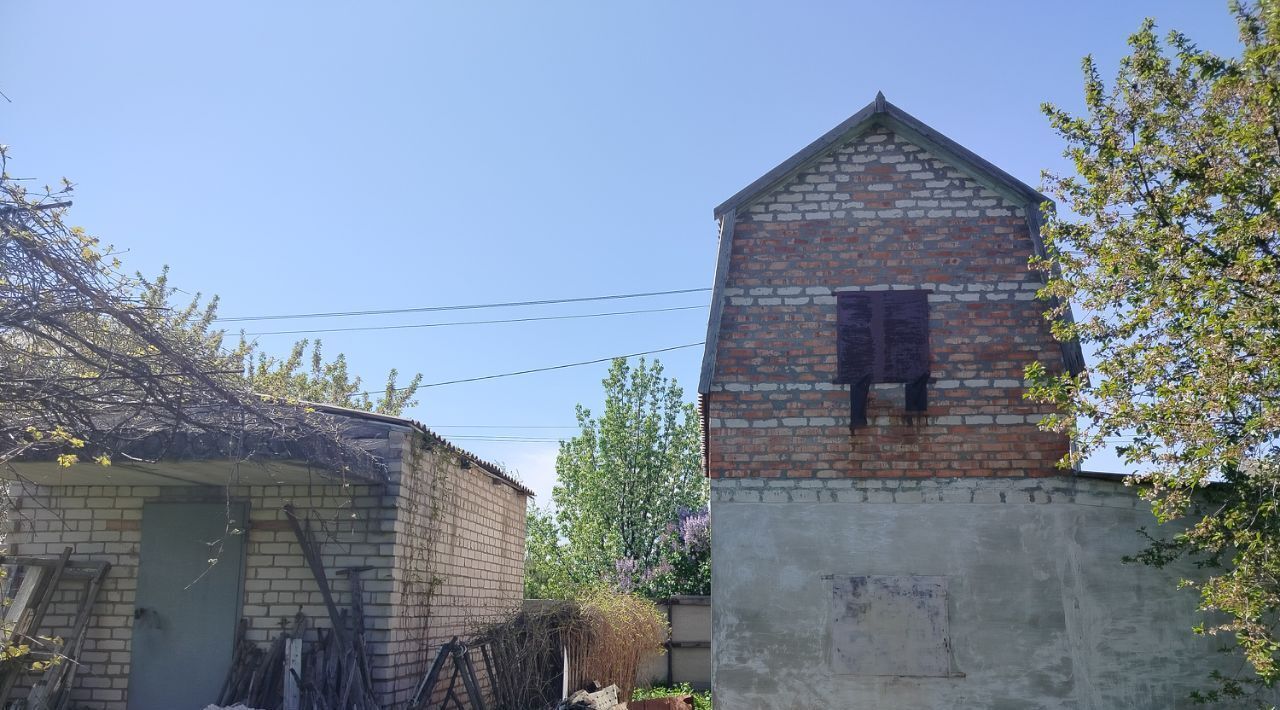 дом г Волжский снт Волга ул Высоковольтная фото 3