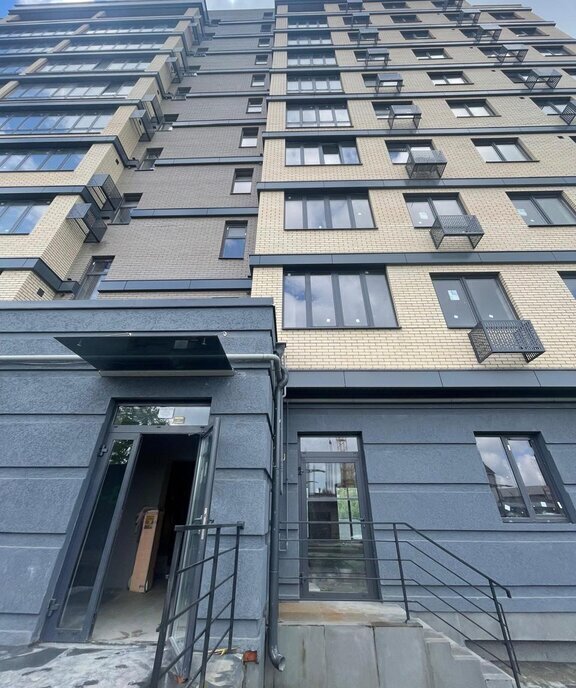 квартира г Владикавказ р-н Промышленный ул Курская 1д фото 2