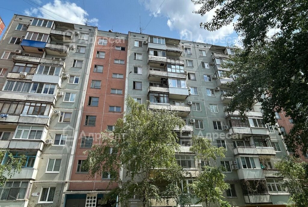 квартира г Волгоград р-н Краснооктябрьский ул им. Клары Цеткин 5 фото 1