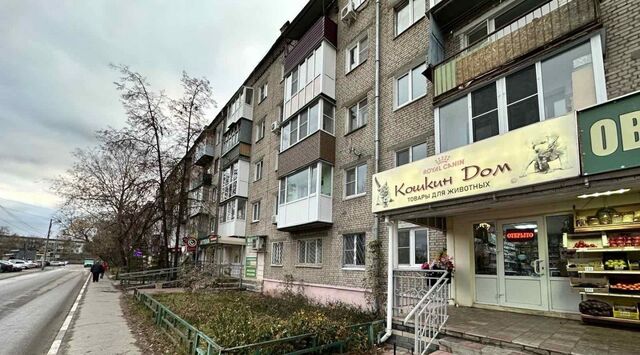квартира ул Чугунова 1 фото