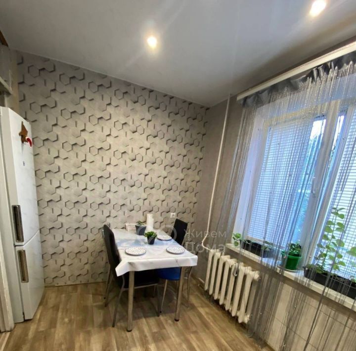 квартира г Волгоград р-н Ворошиловский ул Новоузенская 10 фото 22