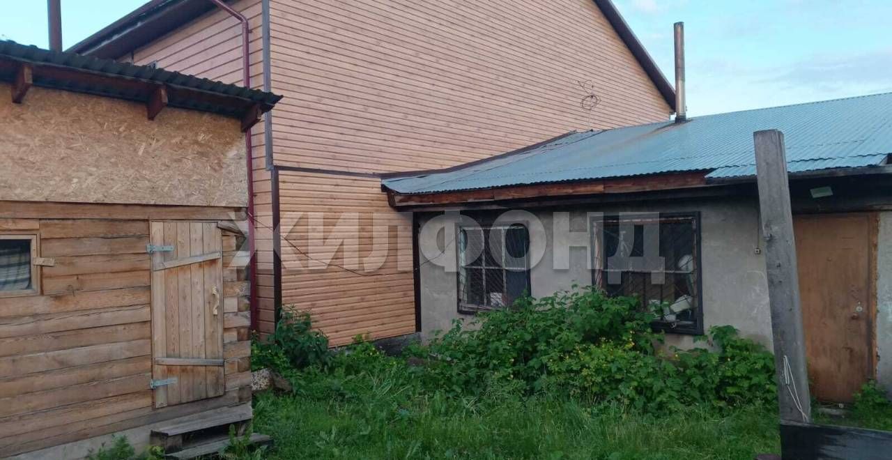 дом г Барнаул р-н Индустриальный ул 42 Краснознаменной Бригады фото 1