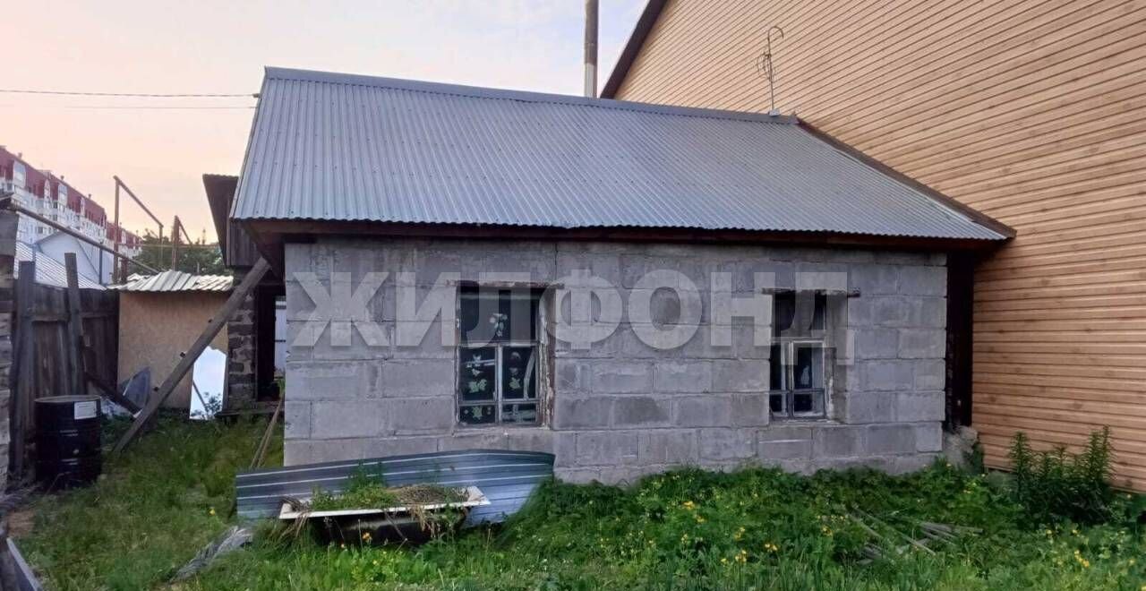 дом г Барнаул р-н Индустриальный ул 42 Краснознаменной Бригады фото 2