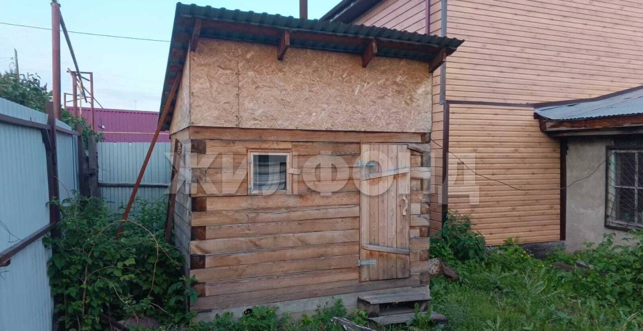 дом г Барнаул р-н Индустриальный ул 42 Краснознаменной Бригады фото 3