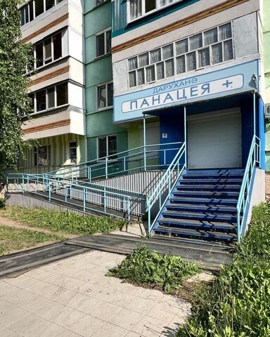 пгт Камские Поляны Республика Татарстан Татарстан, муниципальное образование Камские Поляны, 1-й мкр-н, 8 фото