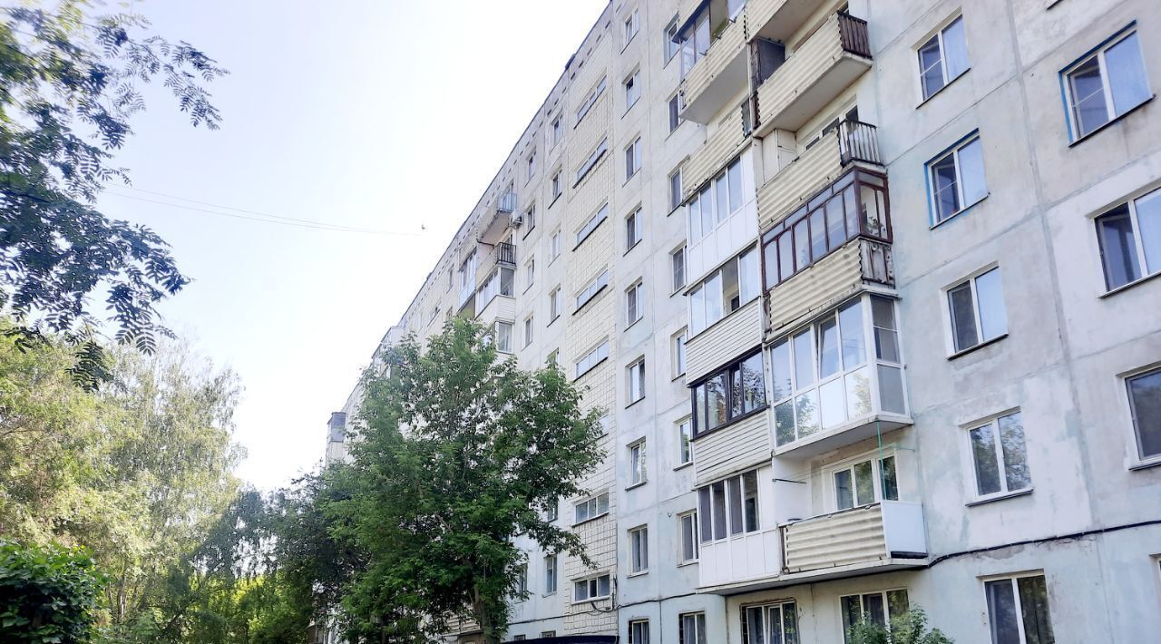 квартира г Омск р-н Кировский ул Лукашевича 1 фото 2