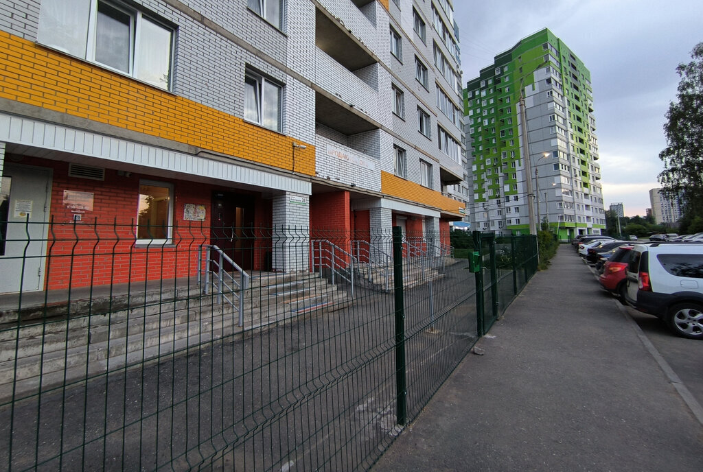квартира г Ижевск р-н Индустриальный ул Авангардная 26 фото 11