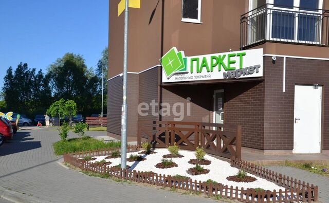 торговое помещение р-н Ленинградский ул Горького 168а фото