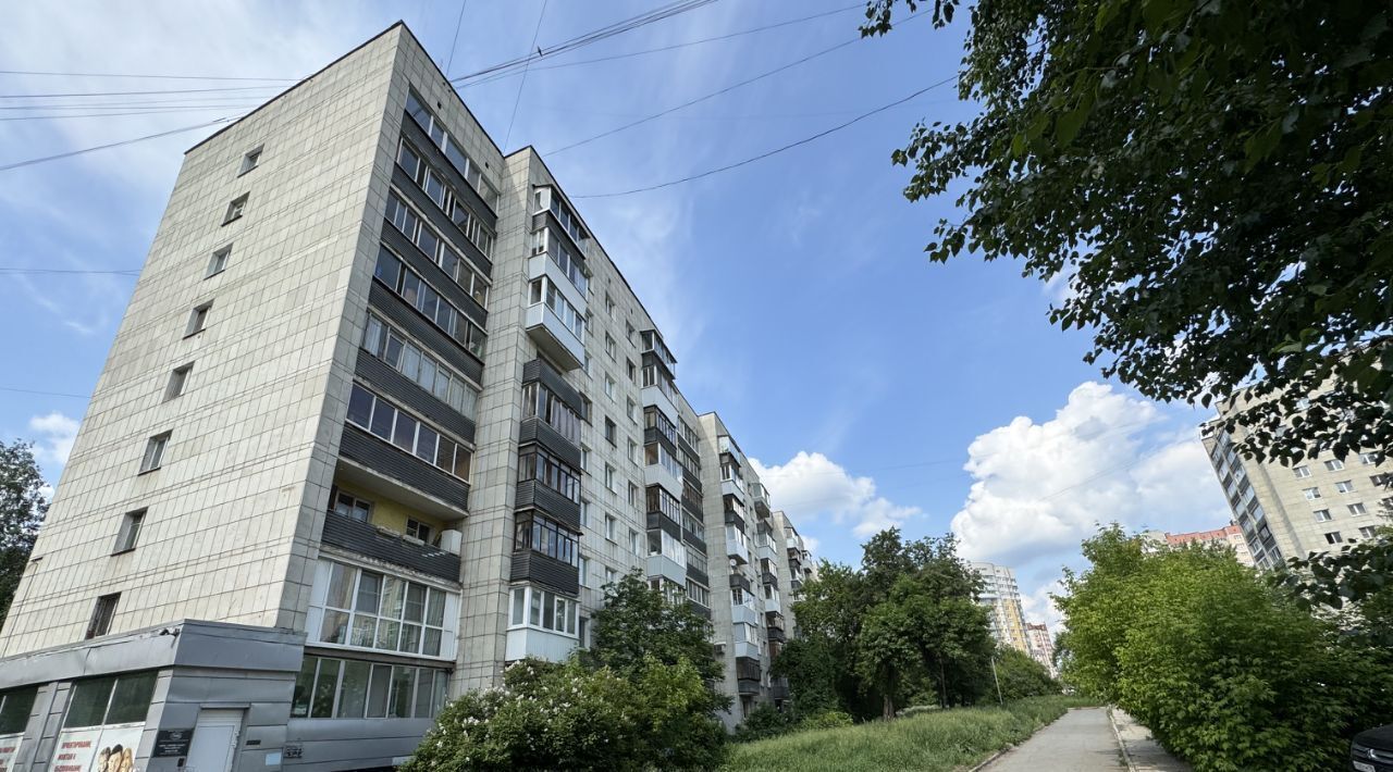 квартира г Екатеринбург р-н Кировский Динамо ул Уральская 74 фото 1