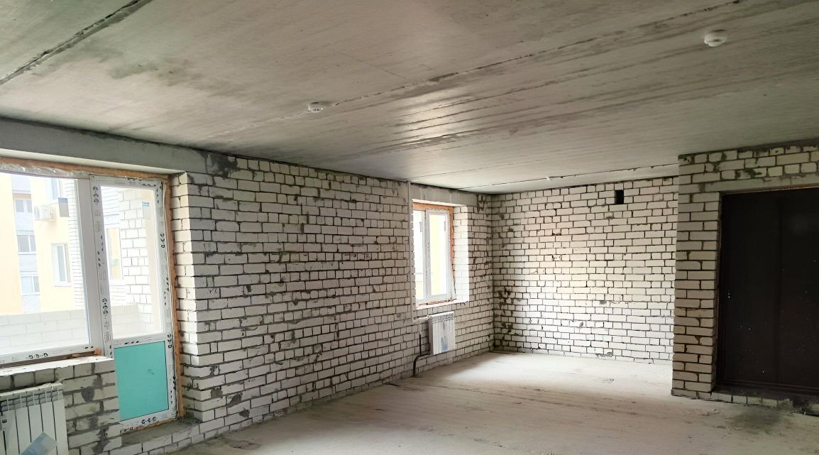 квартира г Саратов р-н Заводской ул им Николая Чихарева 10 фото 2