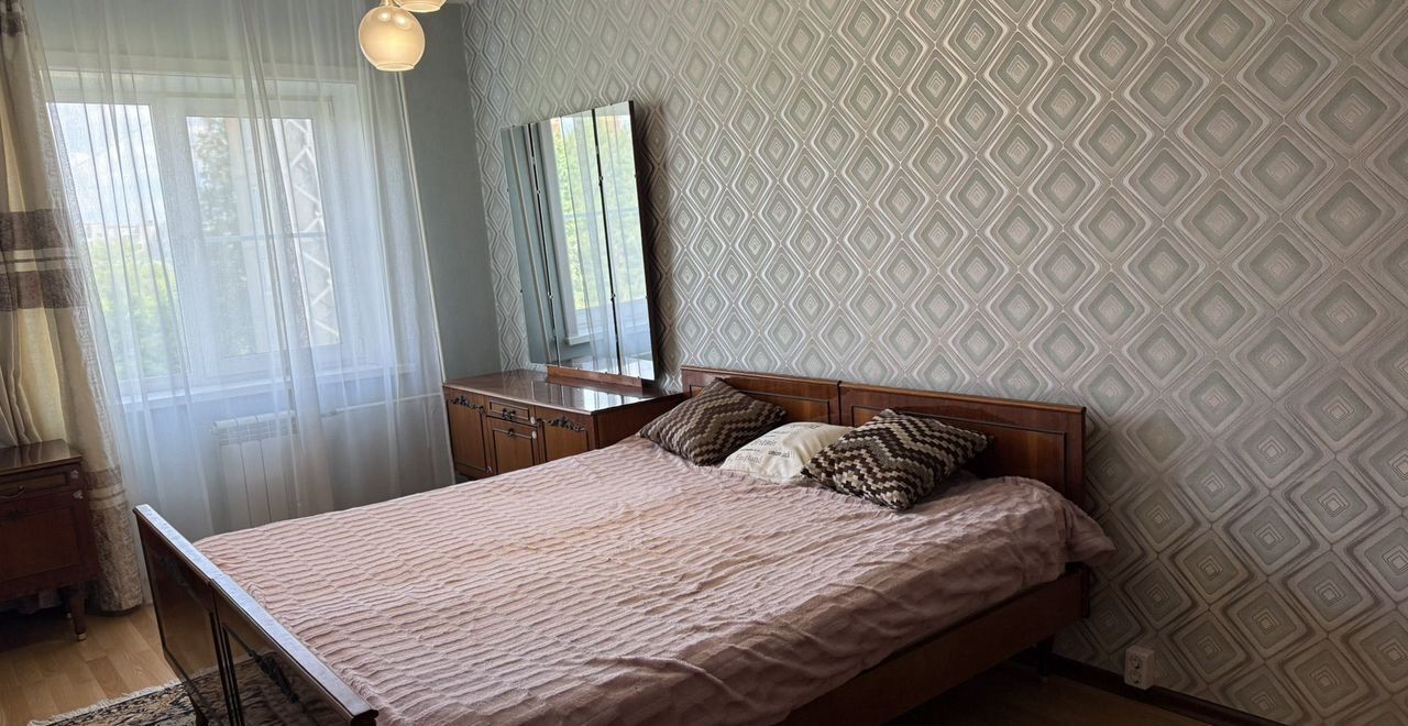 квартира г Иркутск р-н Октябрьский б-р Постышева 11 фото 4