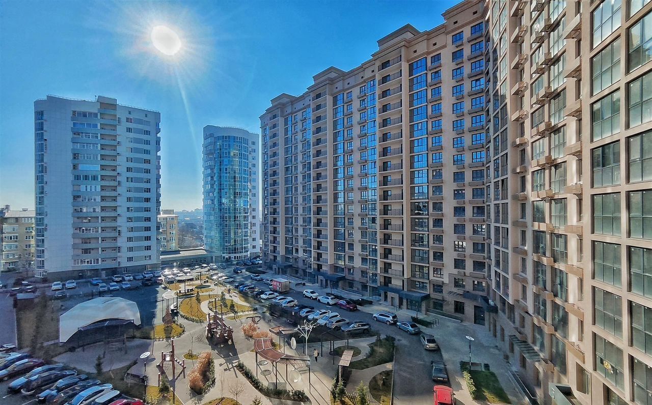 квартира г Краснодар р-н Западный ул им. Дзержинского 95 фото 1