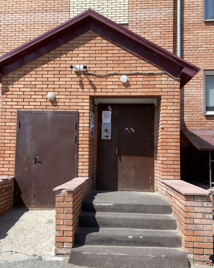 квартира г Омск р-н Кировский ул Мельничная 87к/3 фото 2
