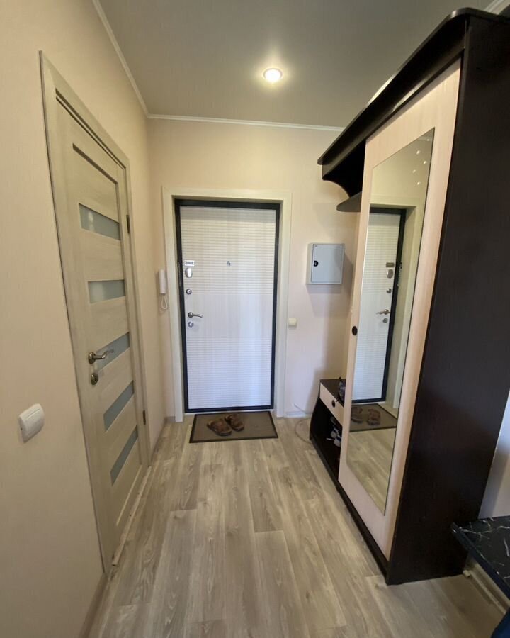 квартира г Омск р-н Кировский ул Мельничная 87к/3 фото 16