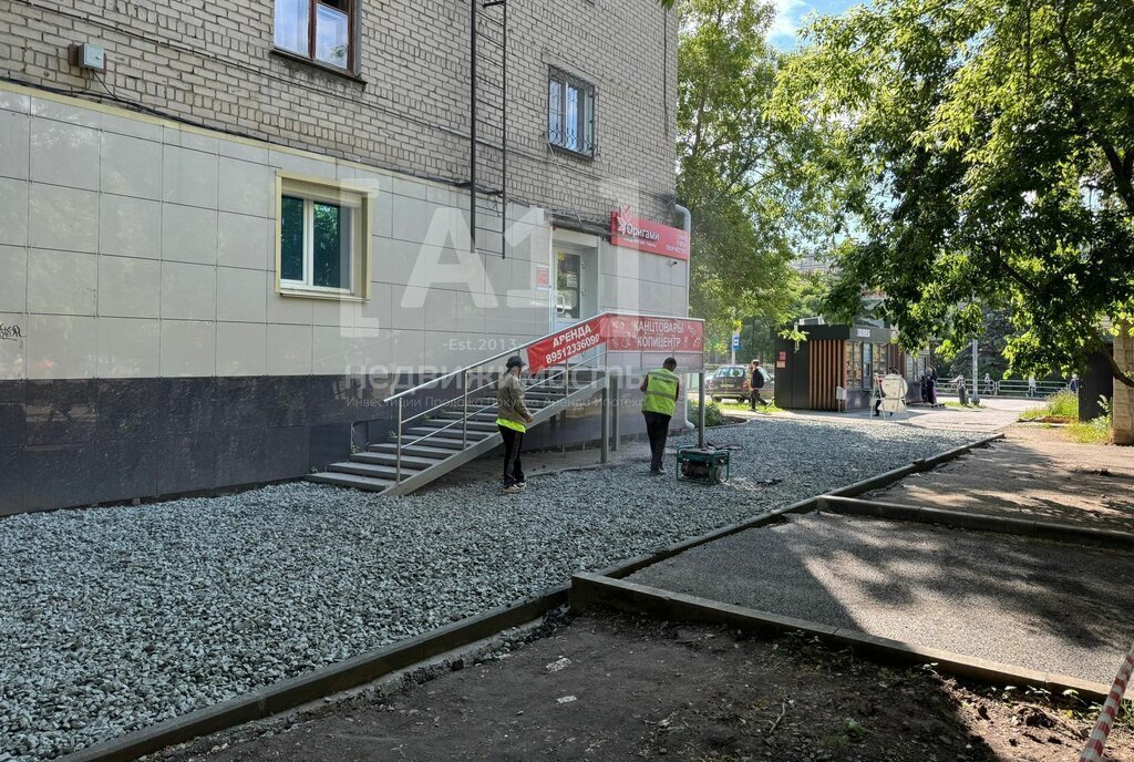 торговое помещение г Челябинск ул Барбюса 5 фото 1