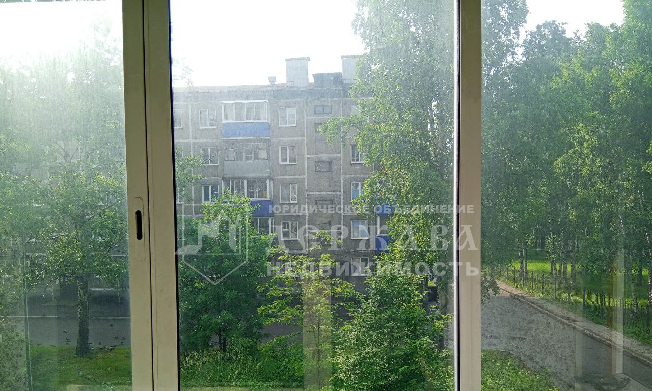 квартира г Междуреченск Кузбасс, Кузнецкая улица, 21 фото 8