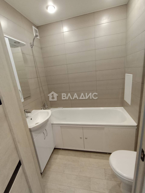 квартира г Белгород Восточный ул 3 Интернационала 39 фото 11