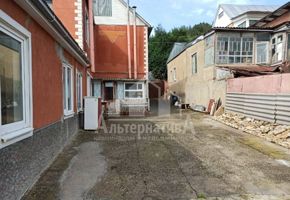 дом г Кисловодск ул Революции 118 фото 18
