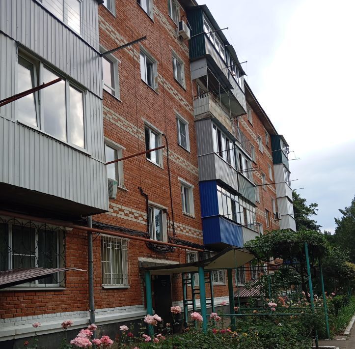 квартира г Майкоп ул Димитрова 11/2 фото 1