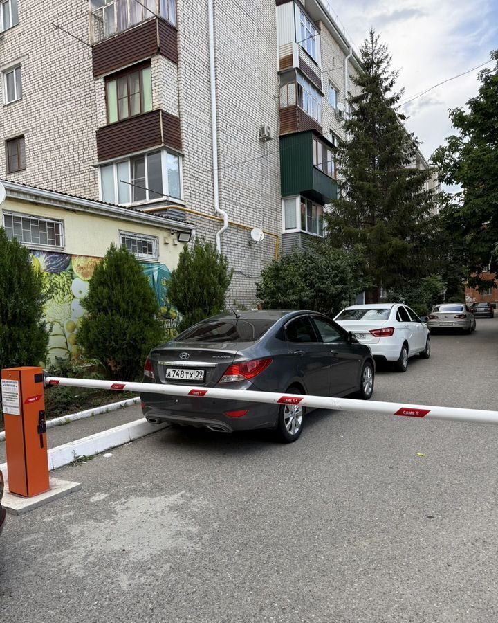 квартира г Черкесск ул Октябрьская 376 фото 14