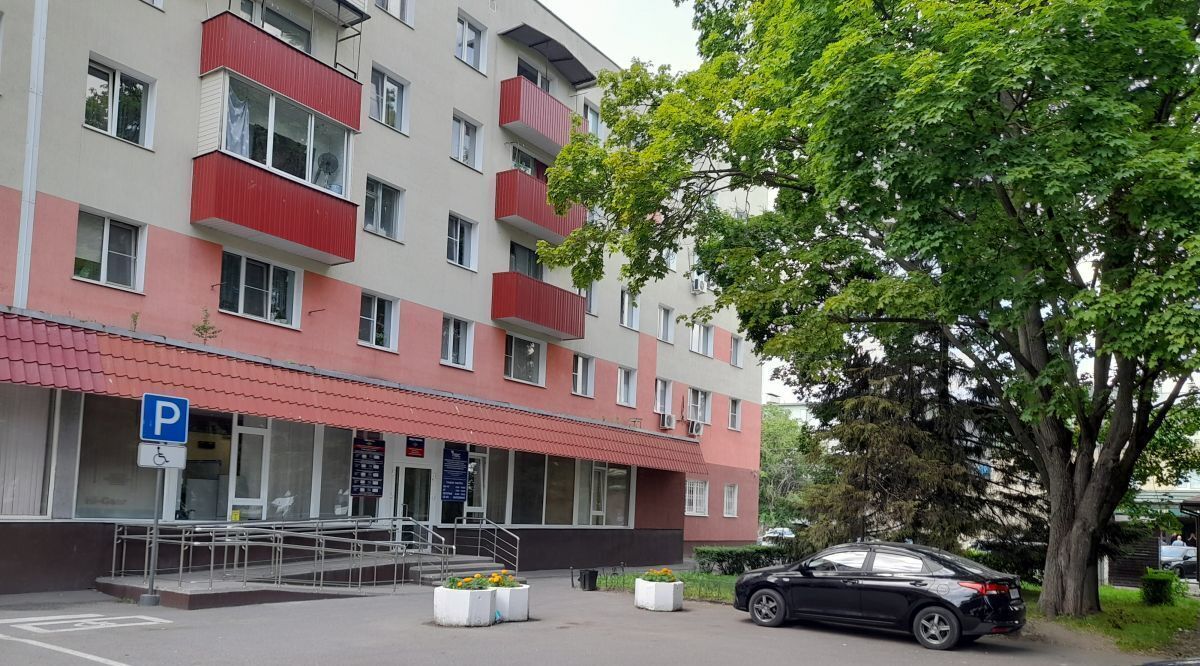свободного назначения г Старый Оскол микрорайон Лебединец 24 фото 4