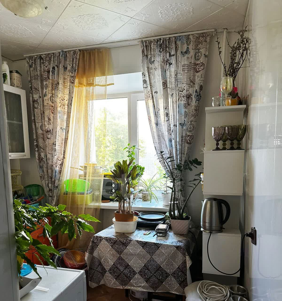 квартира г Ирбит ул Елизарьевых 28в фото 7