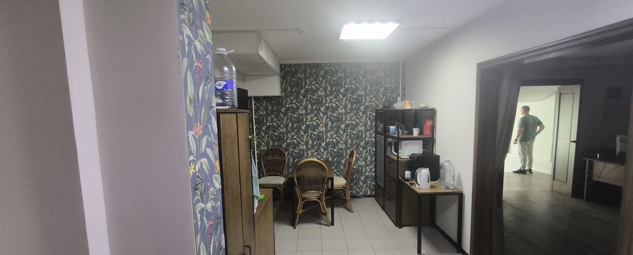 офис г Челябинск р-н Курчатовский ул Салавата Юлаева 28 фото 4