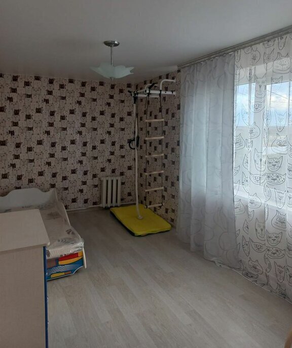 квартира р-н Ейский г Ейск ул Янышева 118 фото 2