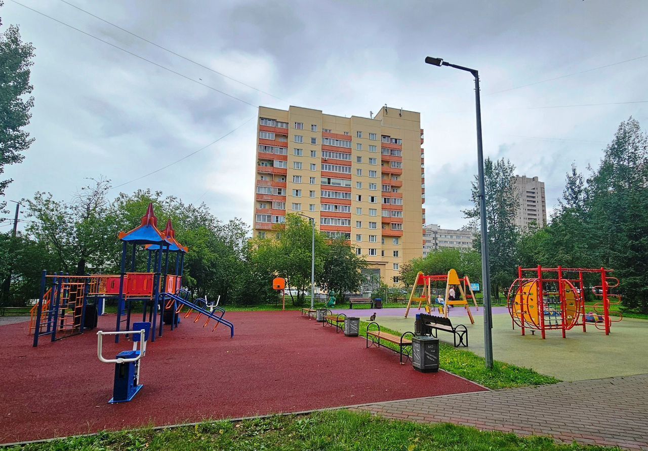 квартира г Санкт-Петербург метро Пионерская б-р Серебристый 38 фото 24