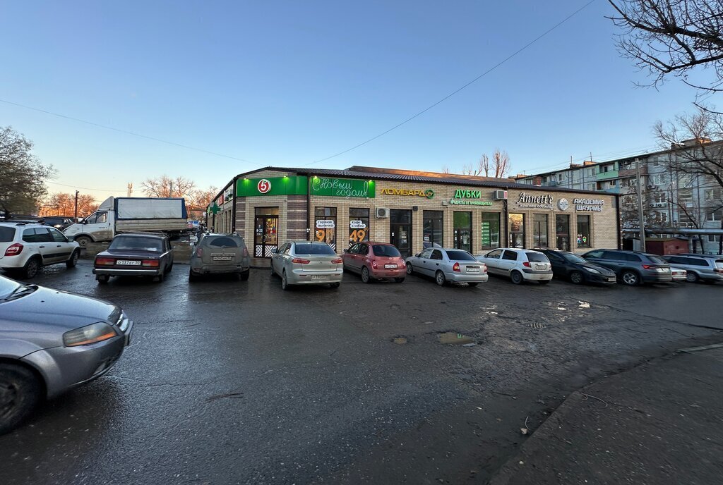 торговое помещение г Астрахань ул Космонавта Комарова 136 фото 15