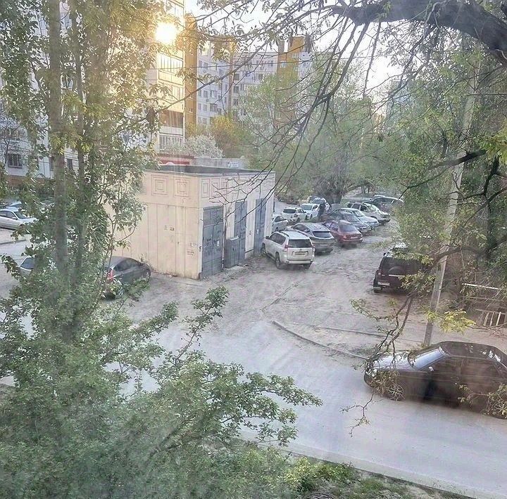квартира г Волгоград р-н Дзержинский район Семь Ветров ул им. Константина Симонова 40 фото 19