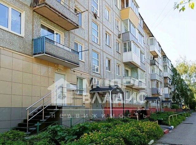квартира р-н Кировский ул Взлетная 3б фото