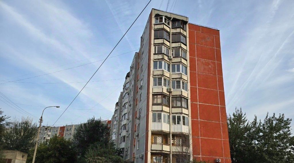 квартира г Волгоград р-н Краснооктябрьский ул им. Рихарда Зорге 52 фото 1