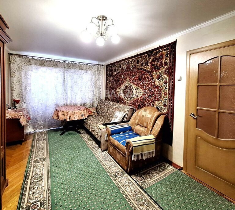 квартира р-н Ейский г Ейск ул Коммунистическая 4 фото 6