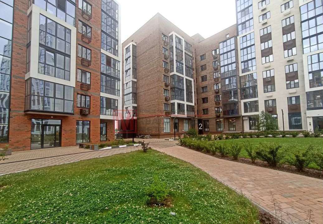 квартира г Старый Оскол р-н мкр Садовые кварталы 2 фото 2