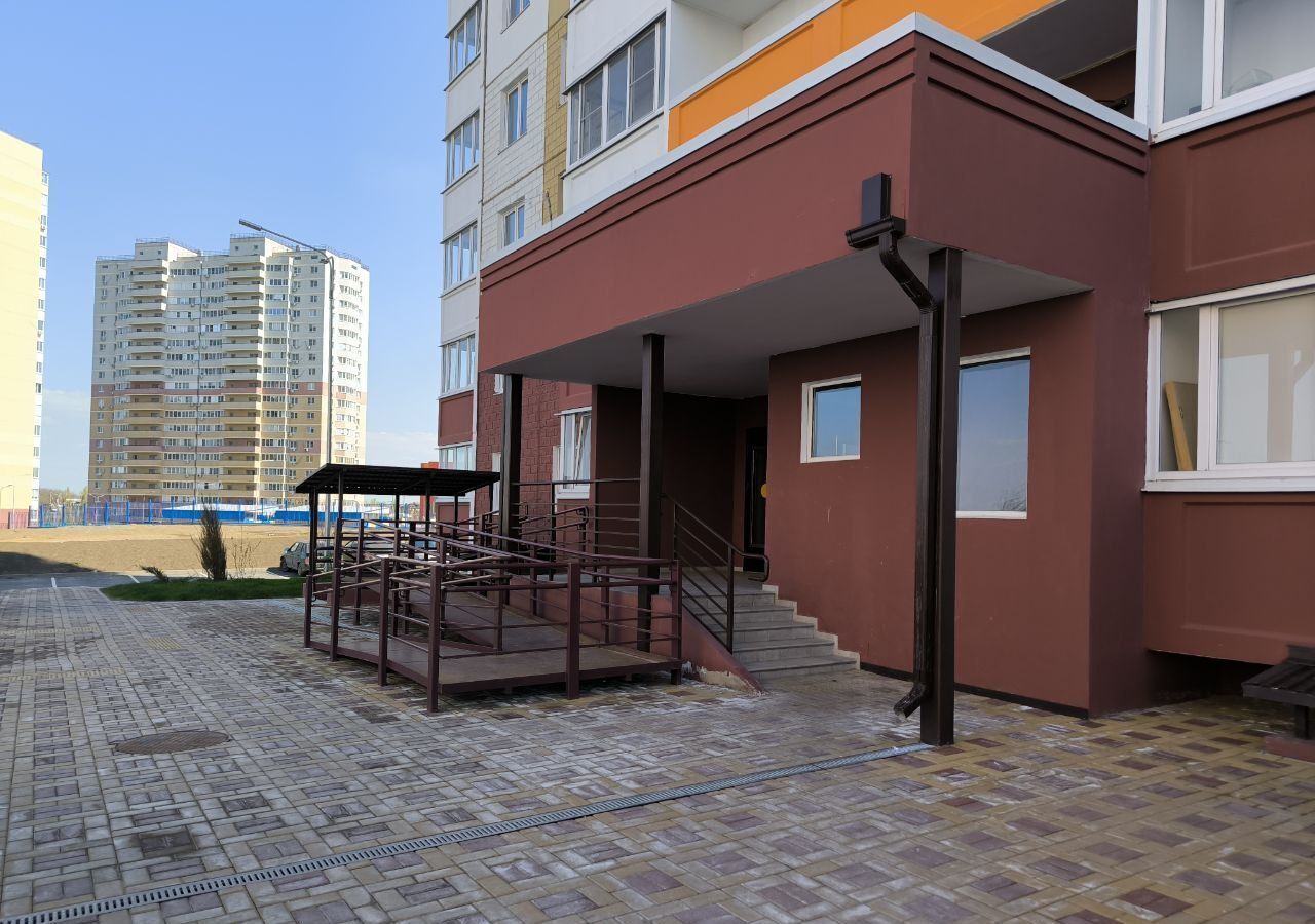 квартира г Ростов-на-Дону р-н Первомайский ул Теряева 8 фото 15