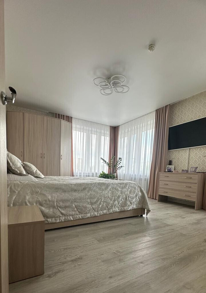 квартира г Красноярск микрорайон Николаевка ул Пушкина 32 м-н фото 1